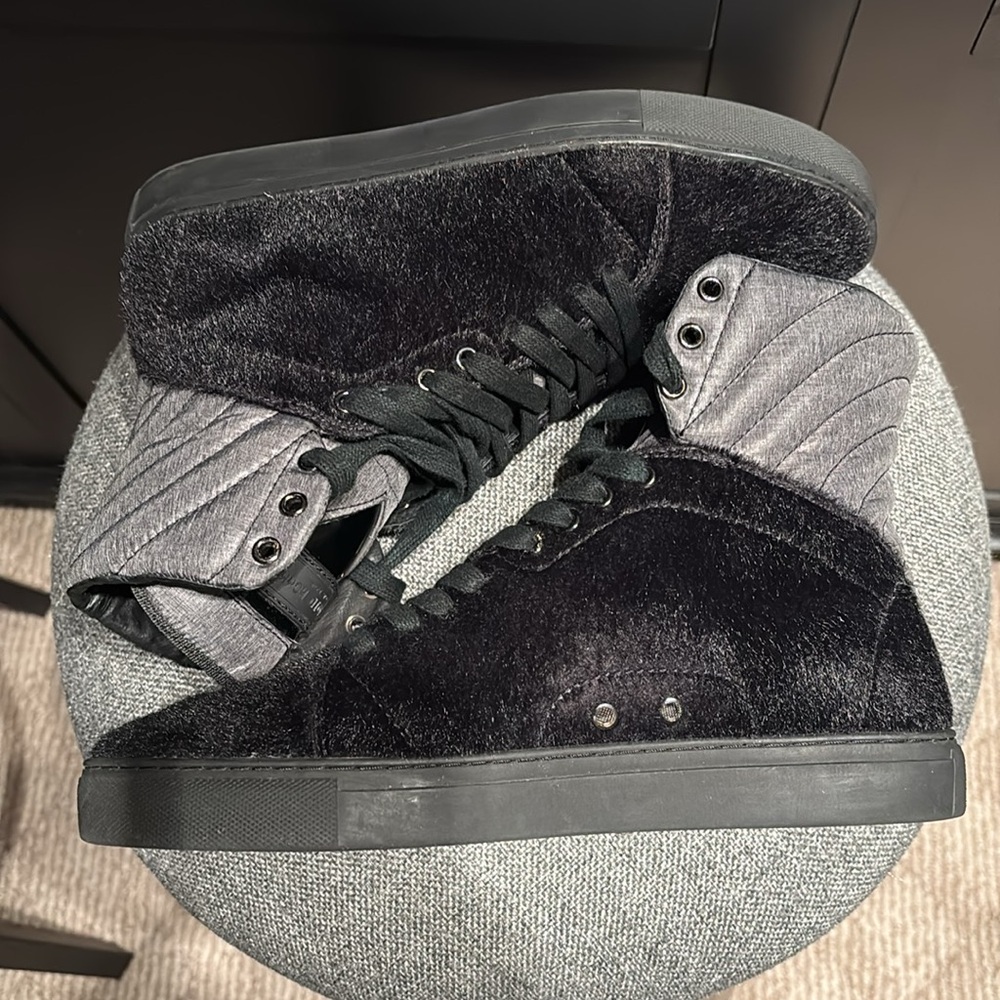 Android Homme Black Touch Faux Rabbit High Top, Mens Size 8 Women’s Size 9.5.